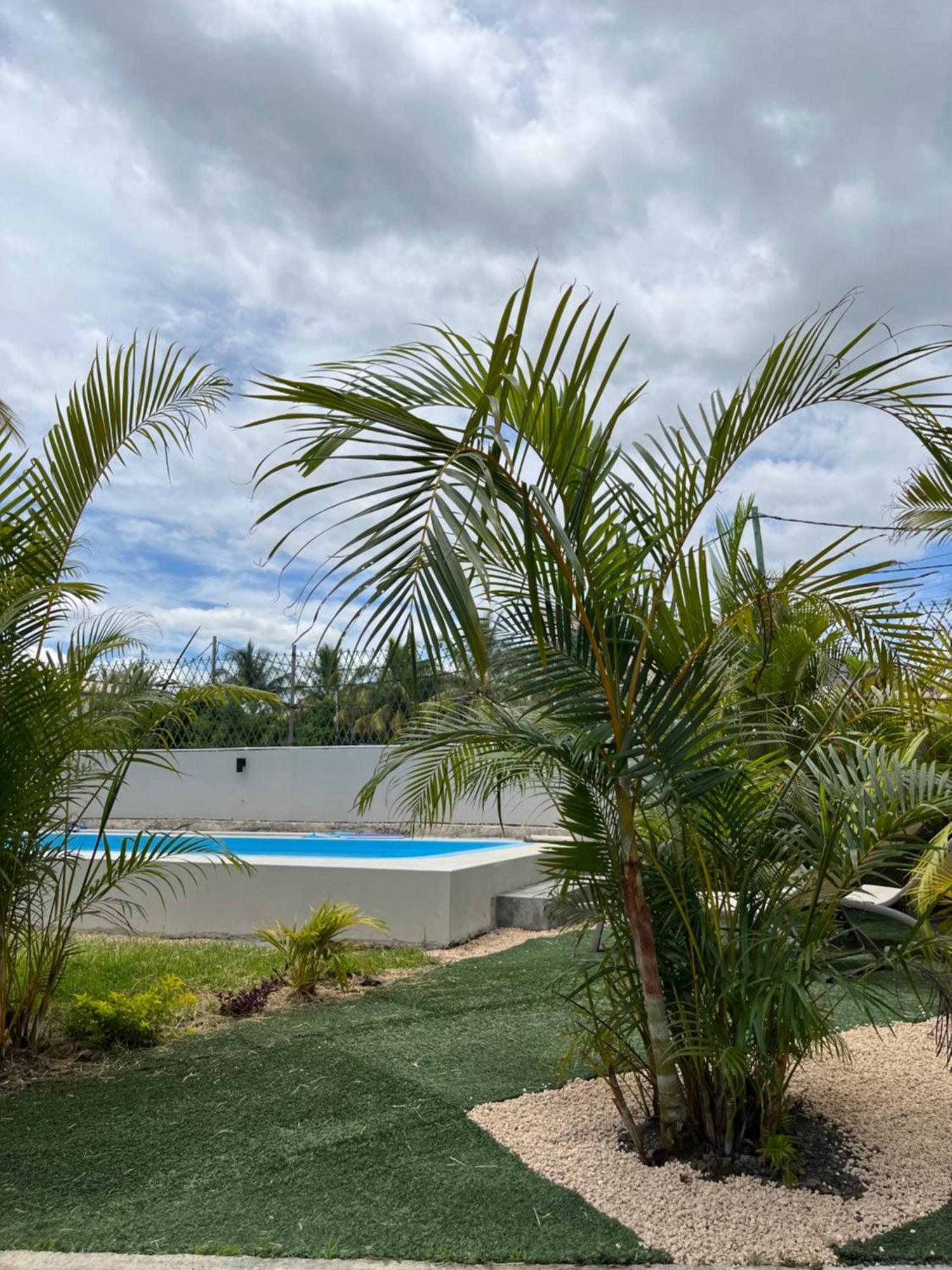 Cosy 2 Bedrooms Apts In Pereybere -Seasons Break Apartment Pereybere Beach Екстериор снимка