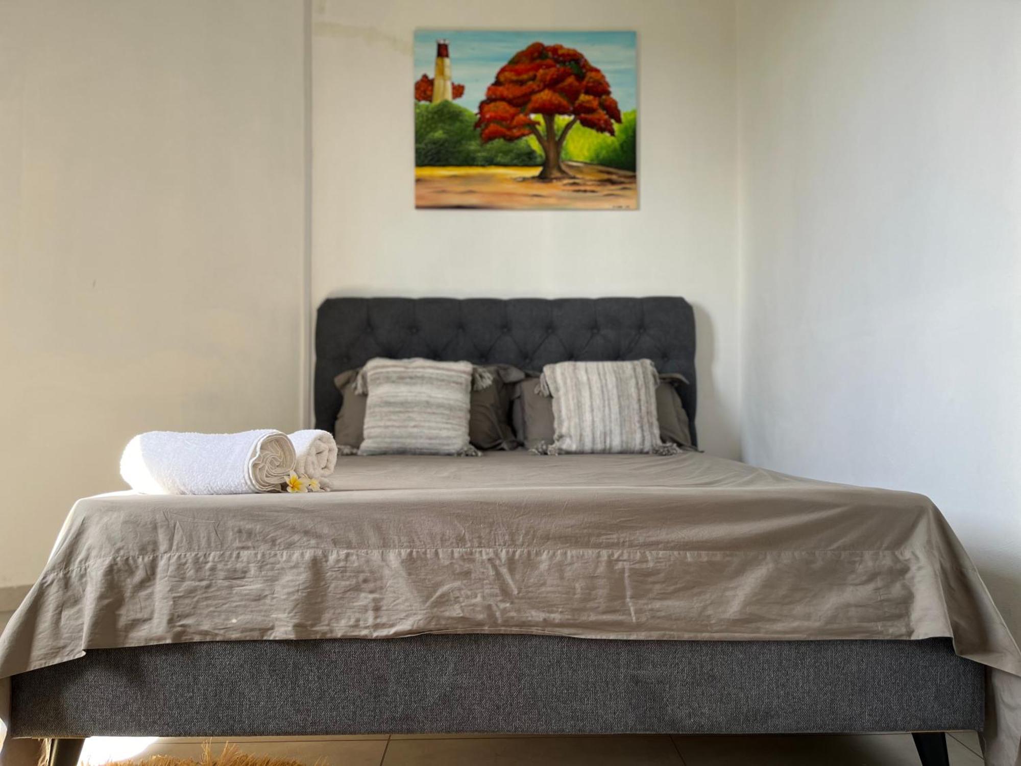 Cosy 2 Bedrooms Apts In Pereybere -Seasons Break Apartment Pereybere Beach Екстериор снимка
