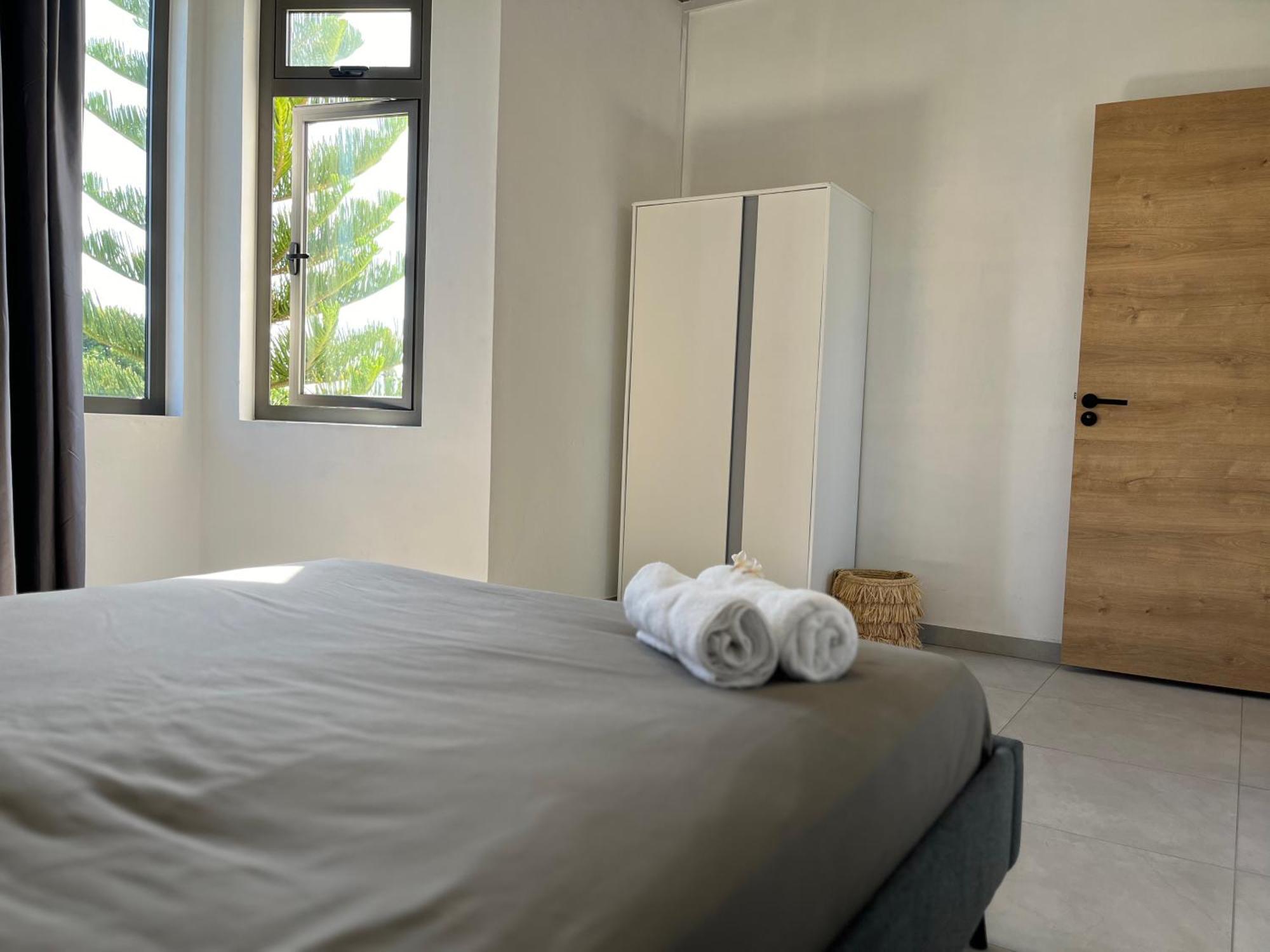 Cosy 2 Bedrooms Apts In Pereybere -Seasons Break Apartment Pereybere Beach Екстериор снимка